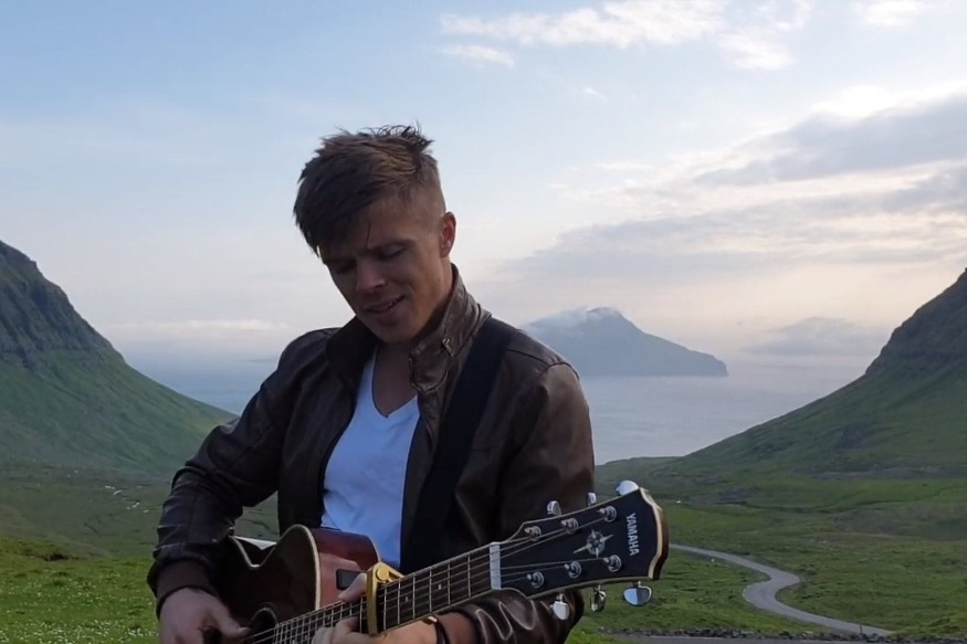 Dan Olsen - Lost in the Moment