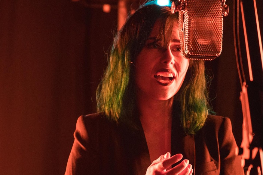 Gina Royale - Mr. Lennon