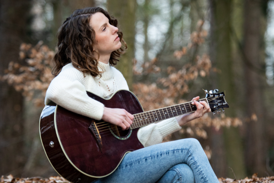 Nicky Phillips - Home